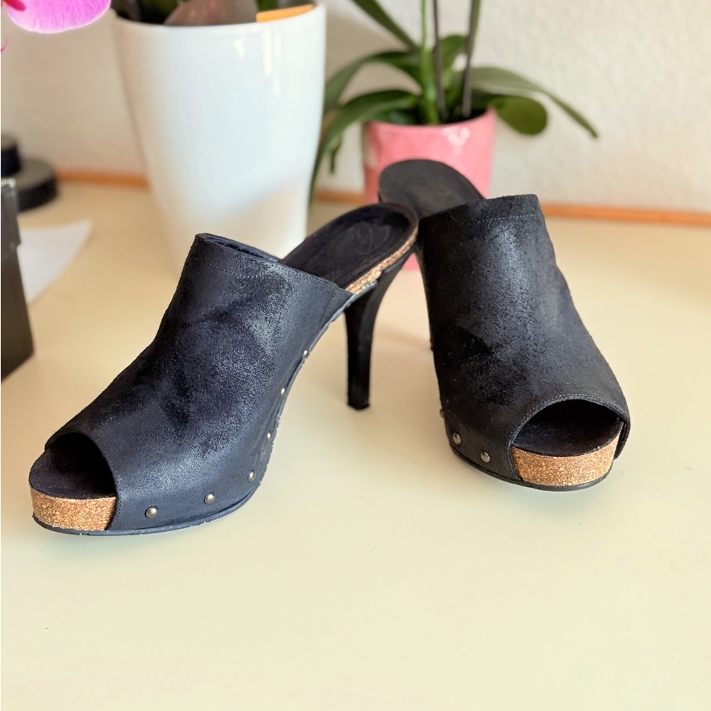 Donald J. Pliner Black High-Heeled Mules